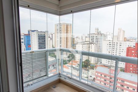 Apartamento para alugar com 80m², 2 quartos e 2 vagas Apartamento para alugar com 80m², 2 quartos e 2 vagasVaranda da suíte 2