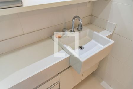 Apartamento para alugar com 80m², 2 quartos e 2 vagas Apartamento para alugar com 80m², 2 quartos e 2 vagasBanheiro da suíte 2