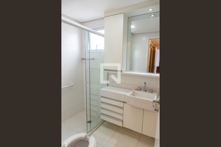 Apartamento para alugar com 80m², 2 quartos e 2 vagas Apartamento para alugar com 80m², 2 quartos e 2 vagasBanheiro da suíte 2