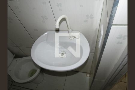 Banheiro - Pia de casa para alugar com 1 quarto, 60m² em Jardim Peri, São Paulo