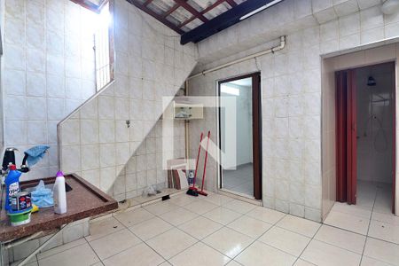 Área de Serviço de casa à venda com 2 quartos, 125m² em Vila Curuca, Santo André