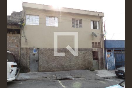 Fachada de casa para alugar com 1 quarto, 60m² em Jardim Peri, São Paulo