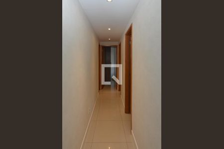 Apartamento à venda com 86m², 3 quartos e 1 vaga Apartamento à venda com 86m², 3 quartos e 1 vagaCorredor