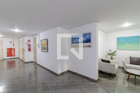 Hall Social de apartamento à venda com 3 quartos, 51m² em Vila Gumercindo, São Paulo
