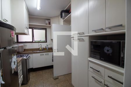 Apartamento à venda com 172m², 3 quartos e 2 vagasCozinha