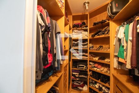Apartamento à venda com 172m², 3 quartos e 2 vagasCloset da suíte
