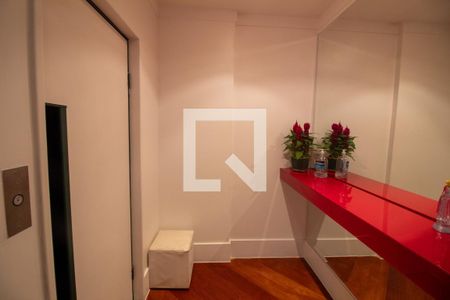 Apartamento à venda com 172m², 3 quartos e 2 vagasHall de entrada