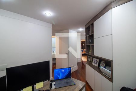 Apartamento à venda com 172m², 3 quartos e 2 vagasEscritório