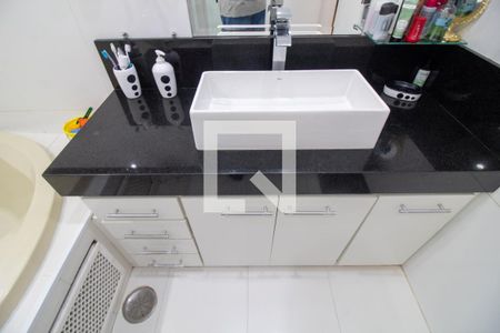 Apartamento à venda com 172m², 3 quartos e 2 vagasBanheiro da Suíte