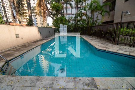 Apartamento à venda com 172m², 3 quartos e 2 vagasÁrea comum - Piscina
