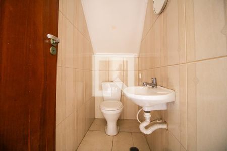 Casa de condomínio à venda com 90m², 3 quartos e 2 vagasLavabo