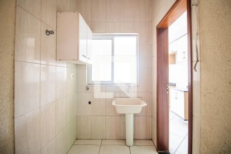 Casa de condomínio à venda com 90m², 3 quartos e 2 vagasÁrea de Serviço