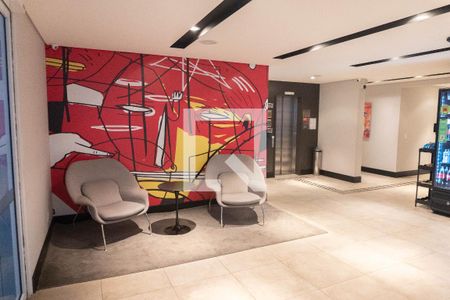 Apartamento à venda com 34m², 1 quarto e 1 vagaHall de entrada