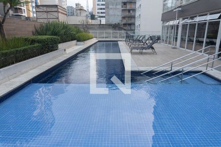 Apartamento à venda com 34m², 1 quarto e 1 vagaÁrea comum - Piscina