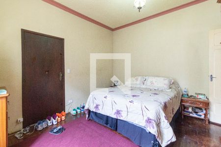 Casa à venda com 200m², 4 quartos e 3 vagas Casa à venda com 200m², 4 quartos e 3 vagasQuarto 2