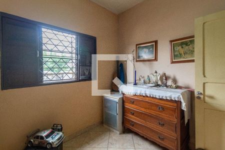 Casa à venda com 200m², 4 quartos e 3 vagas Casa à venda com 200m², 4 quartos e 3 vagasQuarto 4