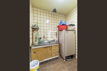 Casa à venda com 200m², 4 quartos e 3 vagas Casa à venda com 200m², 4 quartos e 3 vagasCozinha