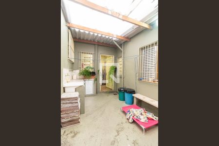 Casa à venda com 200m², 4 quartos e 3 vagas Casa à venda com 200m², 4 quartos e 3 vagasÁrea de Serviço