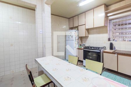 Casa à venda com 200m², 4 quartos e 3 vagas