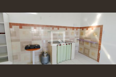 Cozinha de casa para alugar com 1 quarto, 45m² em Pernambués, Salvador