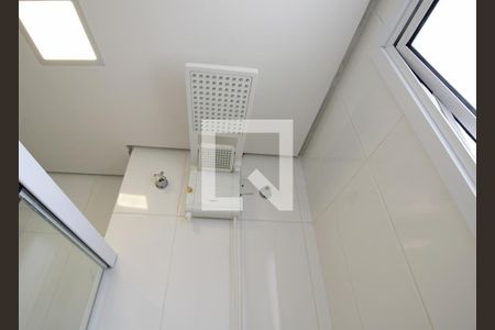 Apartamento para alugar com 80m², 2 quartos e 2 vagasBanheiro