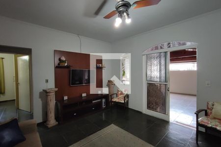 Sala de casa à venda com 3 quartos, 140m² em Jardim García, Campinas