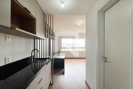 Apartamento à venda com 27m², 1 quarto e 1 vaga Apartamento à venda com 27m², 1 quarto e 1 vagaCozinha e Área de Serviço