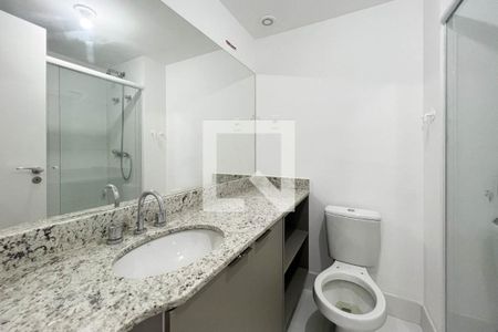 Banheiro de apartamento à venda com 1 quarto, 27m² em Partenon, Porto Alegre