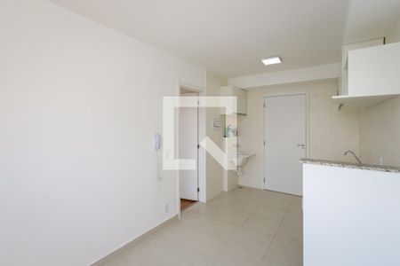 Sala/ Cozinha de apartamento para alugar com 1 quarto, 29m² em Jardim Mirante, São Paulo