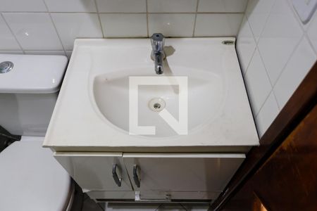 Banheiro de apartamento à venda com 2 quartos, 58m² em Vila Amélia, São Paulo