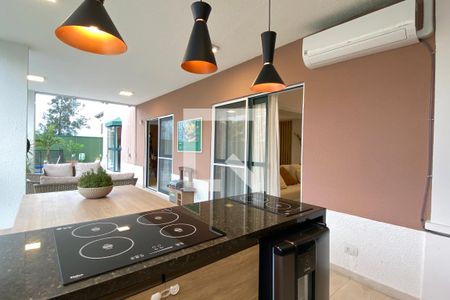 Casa de condomínio à venda com 360m², 4 quartos e 4 vagasChurrasqueira