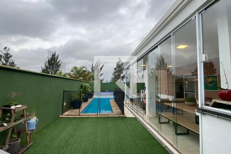 Casa de condomínio à venda com 360m², 4 quartos e 4 vagasPiscina