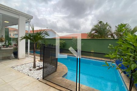 Casa de condomínio à venda com 360m², 4 quartos e 4 vagasPiscina