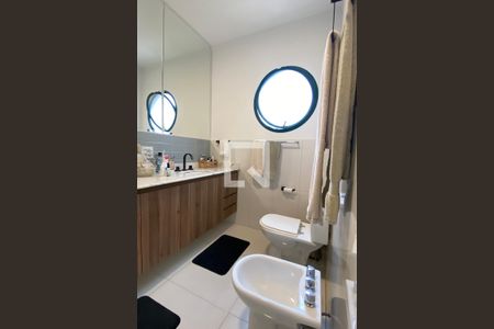 Casa de condomínio à venda com 360m², 4 quartos e 4 vagasBanheiro da Suíte 1