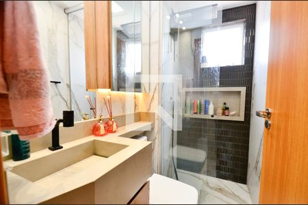 Apartamento à venda com 136m², 2 quartos e 2 vagasBanheiro2