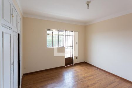 Quarto 2 de apartamento para alugar com 2 quartos, 120m² em Esplanada, Belo Horizonte