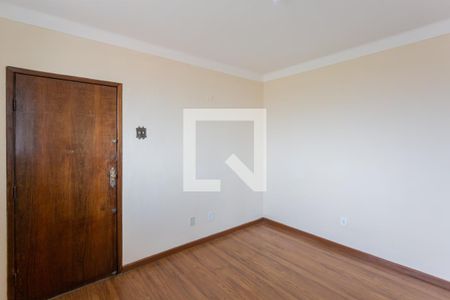 Sala de apartamento para alugar com 2 quartos, 120m² em Esplanada, Belo Horizonte