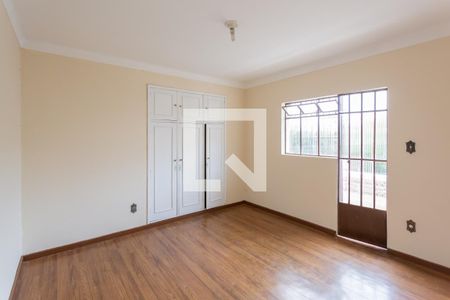 Quarto 2 de apartamento para alugar com 2 quartos, 120m² em Esplanada, Belo Horizonte