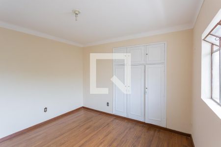 Quarto 2 de apartamento para alugar com 2 quartos, 120m² em Esplanada, Belo Horizonte