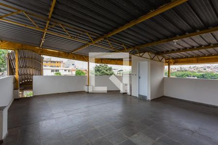 Apartamento para alugar com 120m², 2 quartos e sem vaga Apartamento para alugar com 120m², 2 quartos e sem vagaTerraço