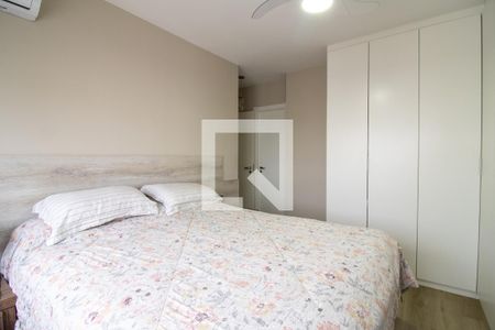 Suíte de casa de condomínio à venda com 2 quartos, 60m² em São Sebastião, Porto Alegre