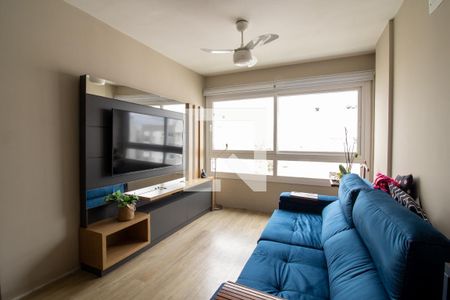 Sala de casa de condomínio à venda com 2 quartos, 60m² em São Sebastião, Porto Alegre
