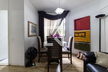 Sala de apartamento à venda com 2 quartos, 75m² em Vila Vermelha, São Paulo