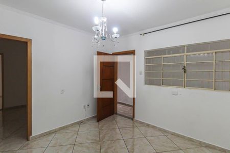 Casa à venda com 271m², 5 quartos e 2 vagascasa 2 - Sala 2
