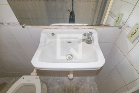 Casa de condomínio para alugar com 40m², 1 quarto e sem vagaBanheiro - torneira