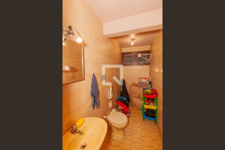 Casa à venda com 267m², 4 quartos e 3 vagasLavabo