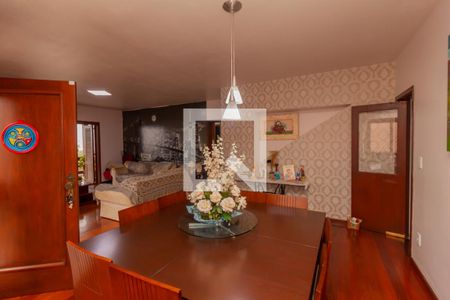 Casa à venda com 267m², 4 quartos e 3 vagasSala de Jantar