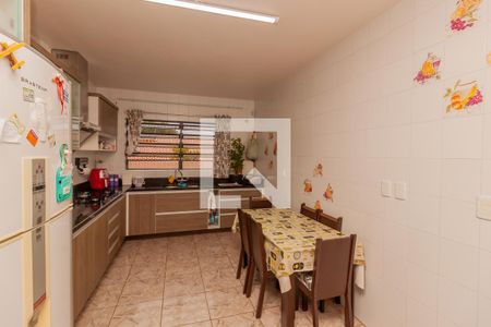 Casa à venda com 267m², 4 quartos e 3 vagasCozinha