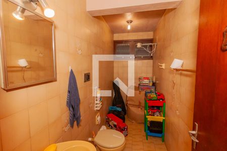 Casa à venda com 267m², 4 quartos e 3 vagasLavabo