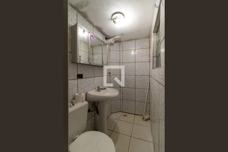 Casa à venda com 60m², 3 quartos e 3 vagasBanheiro da Suíte 2